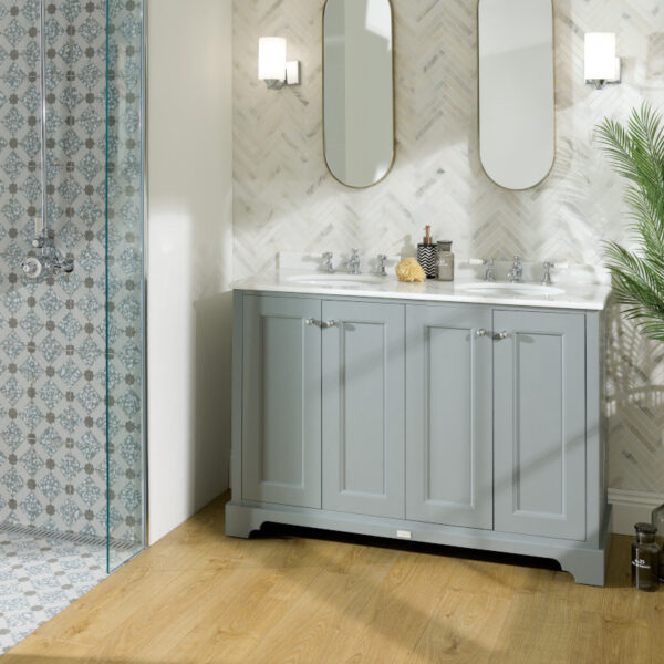 Bayswater 120 cm dubbelkommod grå